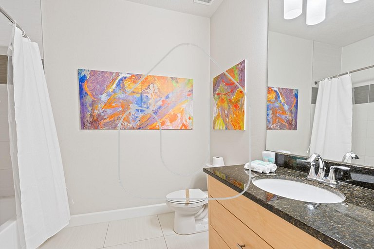 Amazing 3BDR with private pool - 1605