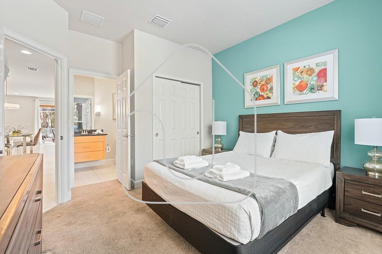 Amazing 3BDR with private pool - 1605