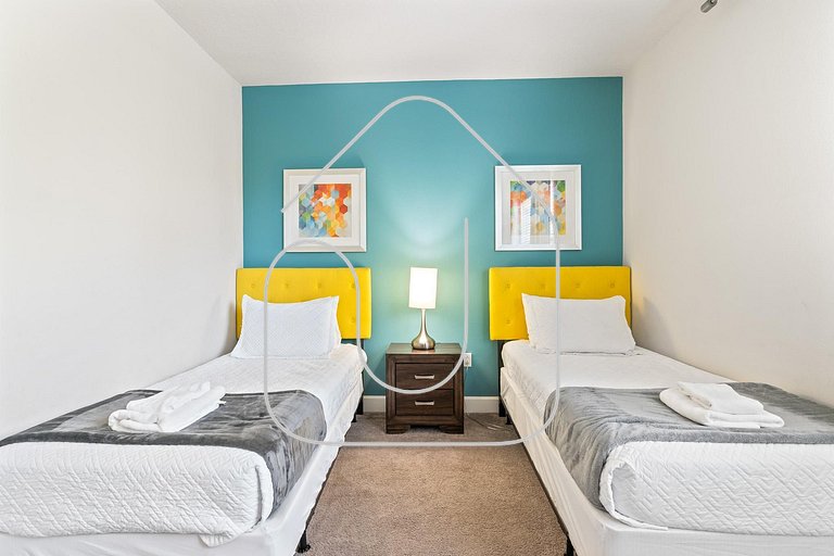 Amazing 3BDR with private pool - 1605