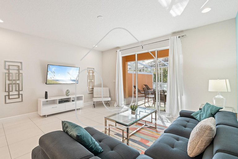 Linda casa com 3 hab y piscina privativa