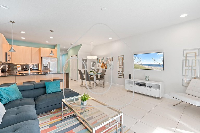 Amazing 3BDR with private pool - 1605