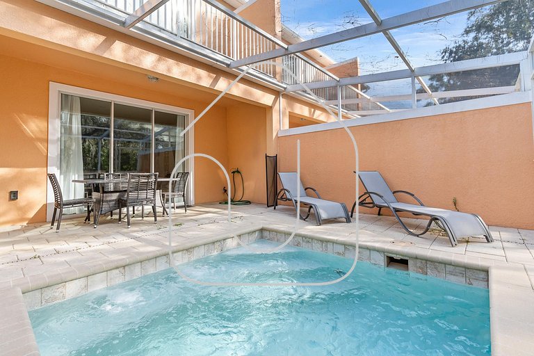 Amazing 3BDR with private pool - 1605