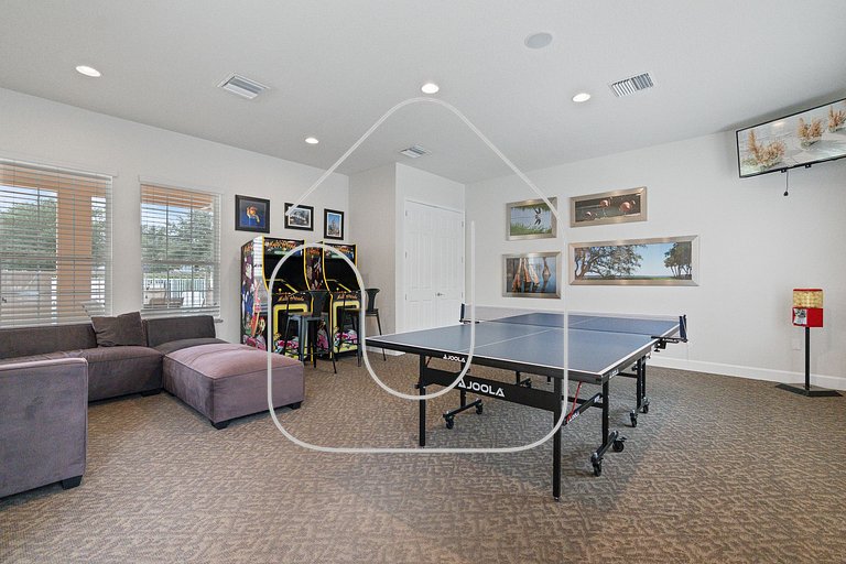 Amazing 3BDR with private pool - 1605