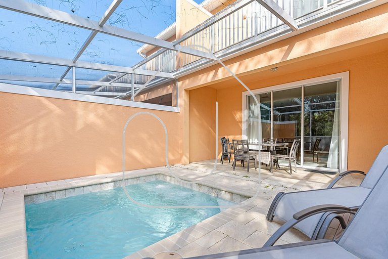 Linda casa com 3 hab y piscina privativa