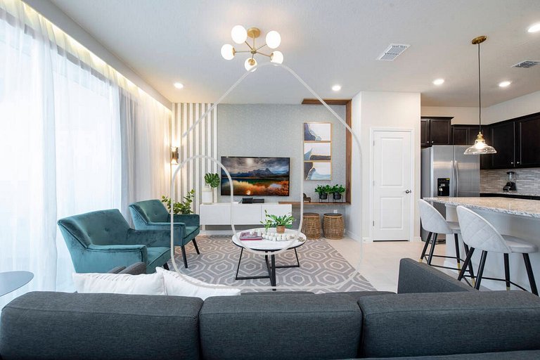 5BR Resort Townhome w/ Pool near Disney