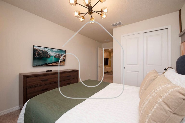 5BR Resort Townhome w/ Pool near Disney