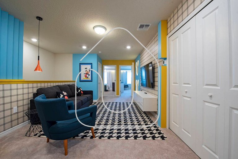 5BR Resort Townhome w/ Pool near Disney