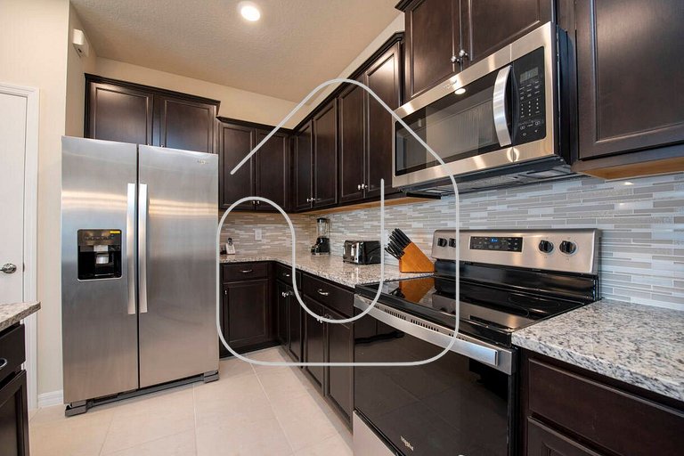 5BR Resort Townhome w/ Pool near Disney