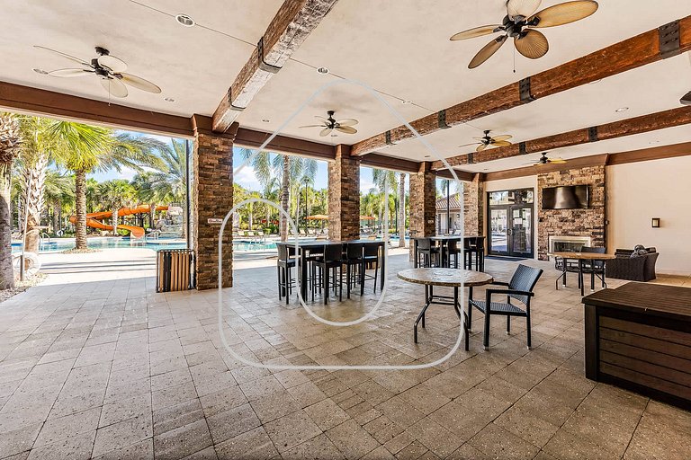 Solterra 6BR Lakeview + Pool & Game Room