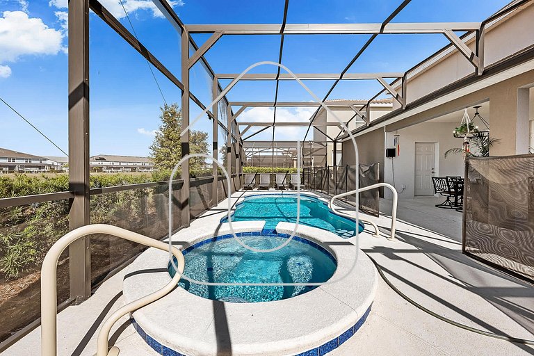 Solterra 6BR Lakeview + Pool & Game Room