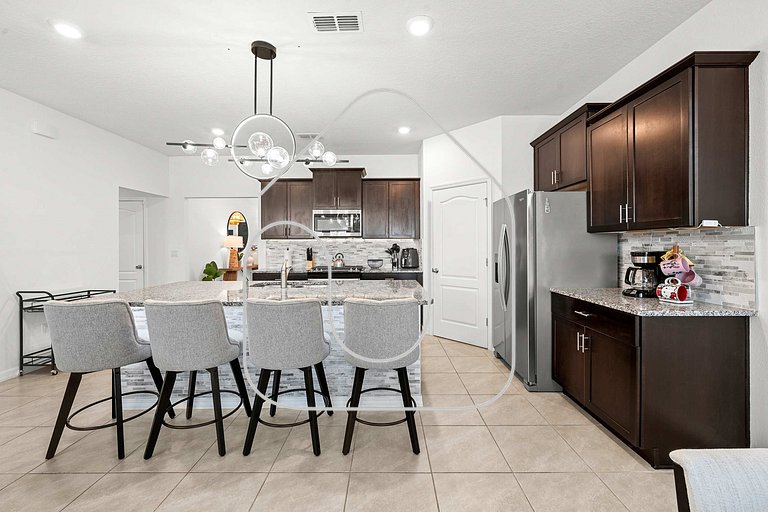 Solterra 6Q c/ Piscina, Game Room