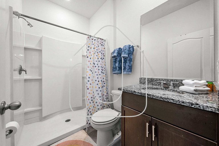 Solterra 6BR Lakeview + Pool & Game Room