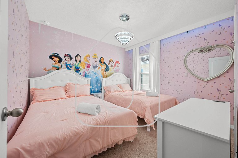 Solterra 6Q c/ Piscina, Game Room