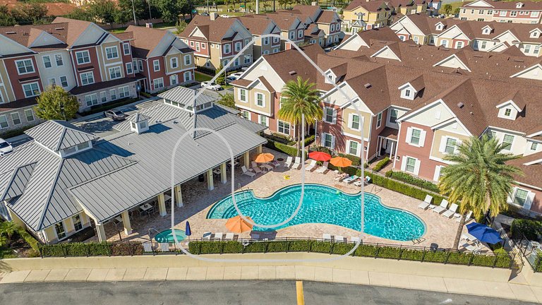 Townhome 3Q no Summerville com Quarto Temático