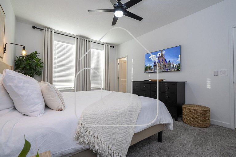 6BR Villa w/ Pool & Spa – ChampionsGate