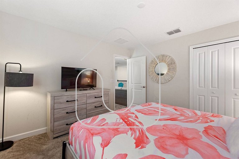 Bookmark Villa 8BR @ Storey Lake w/ Pool