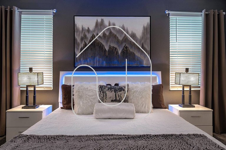 Bookmark Villa 8BR @ Storey Lake w/ Pool