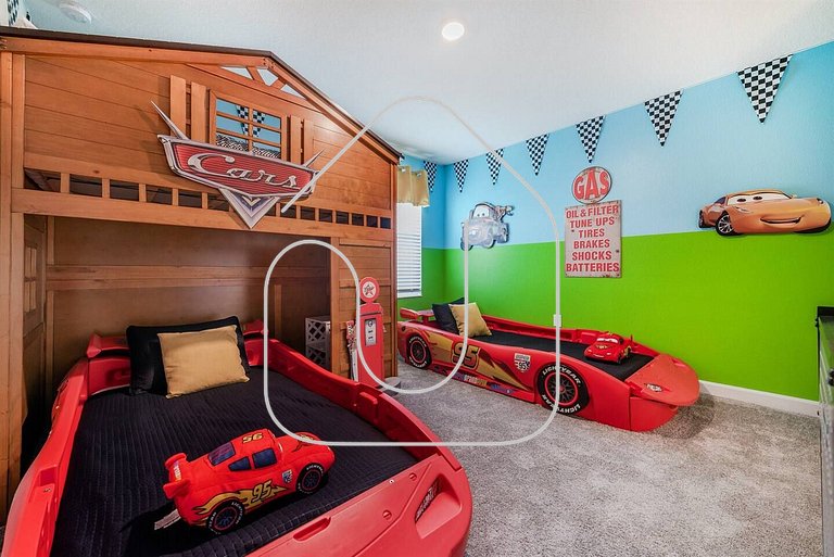 Bookmark Villa 8BR @ Storey Lake w/ Pool