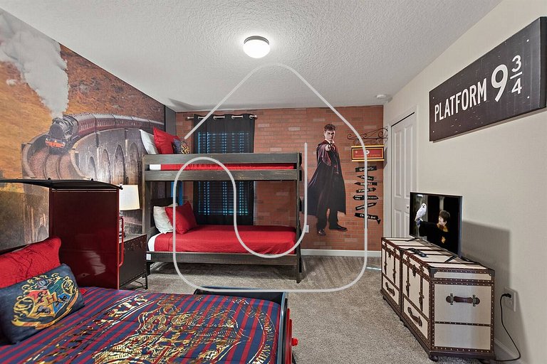 Bookmark Villa 8BR @ Storey Lake w/ Pool