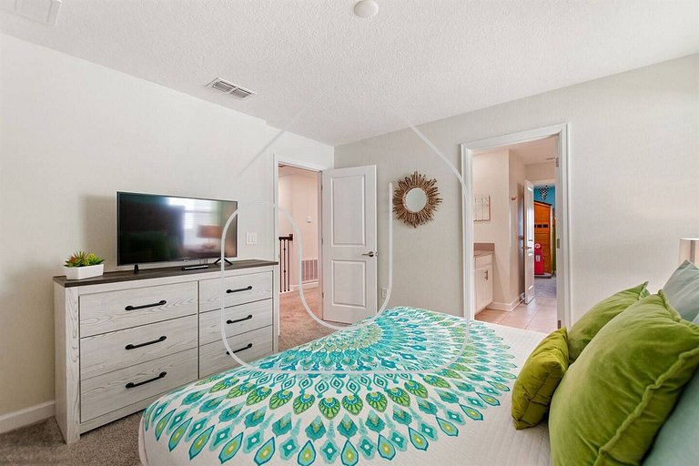 Bookmark Villa 8BR @ Storey Lake w/ Pool