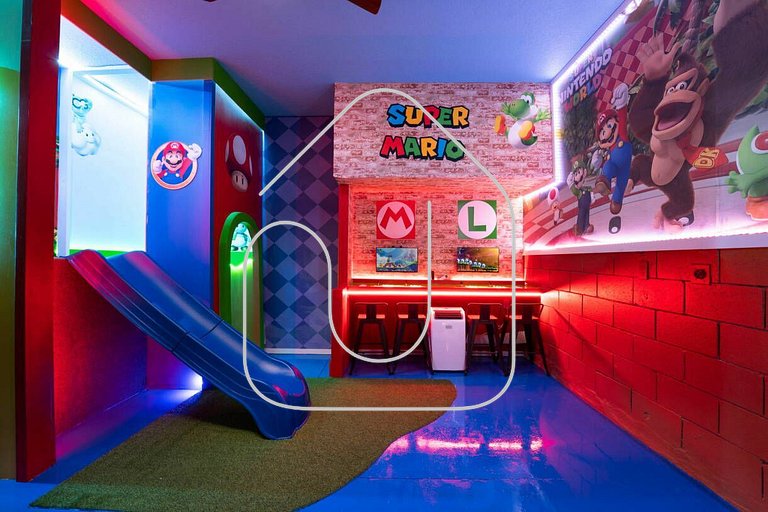 Paradiso Grande 5BR Home w Pool, Mario Game Room