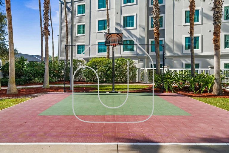 Apto c/ Vista Piscina – Perto da Disney 1Q