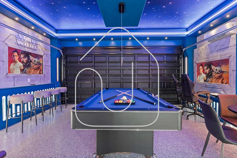 Vila Luxuosa 5 Quartos com Piscina e Lazer