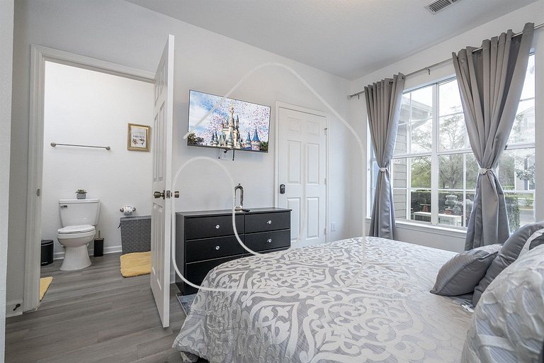 Kissimmee 3BR Condo – Near Disney & Universal