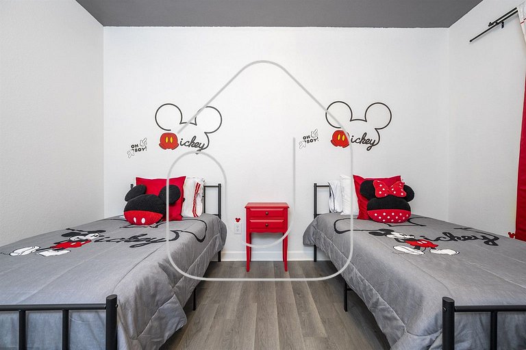 Kissimmee 3BR Condo – Near Disney & Universal