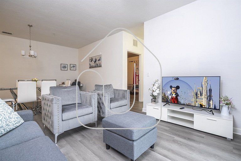 Kissimmee 3BR Condo – Near Disney & Universal