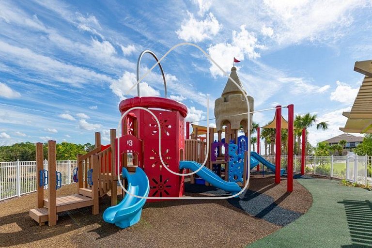 5BR Pool Home Solara Resort — Near Disney