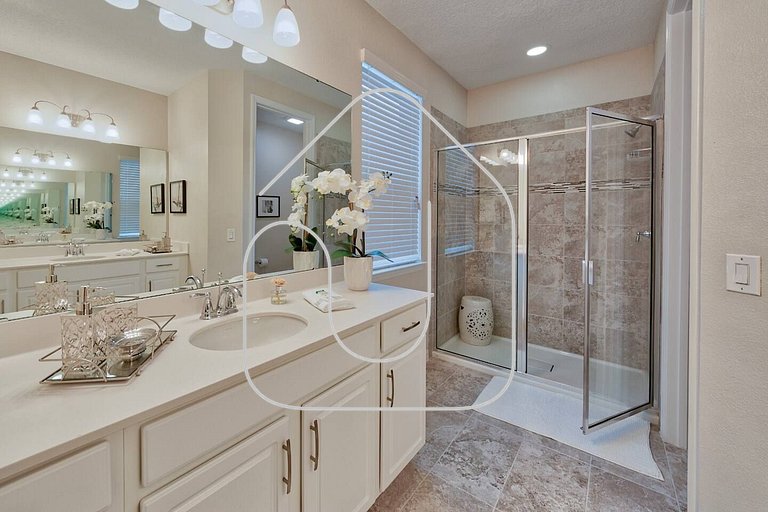 5BR Pool Home Solara Resort — Near Disney