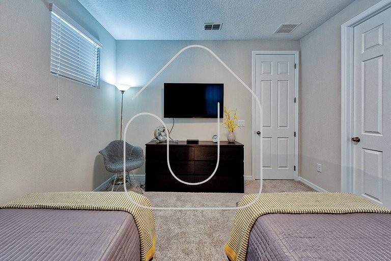 5BR Pool Home Solara Resort — Near Disney