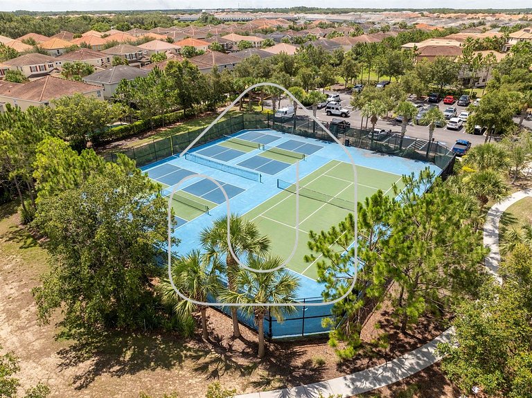 Casa 6Q Solterra c/ Piscina Privativa e Suítes