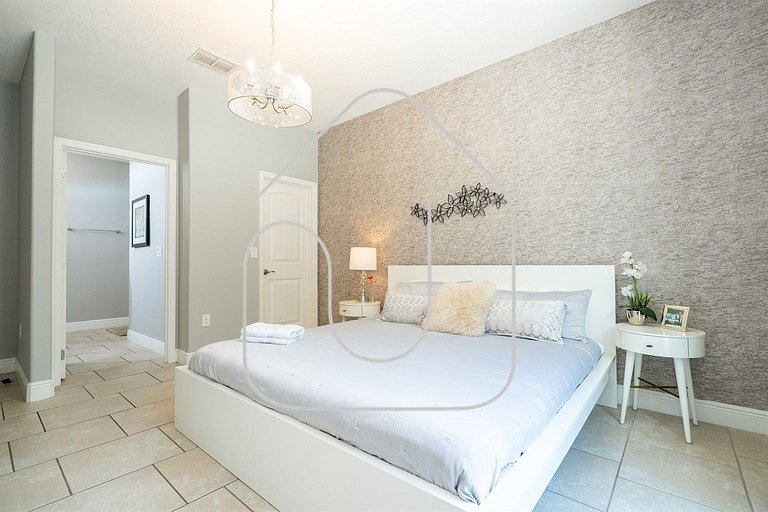 6BR Solterra Home w/ Pool + Resort Access