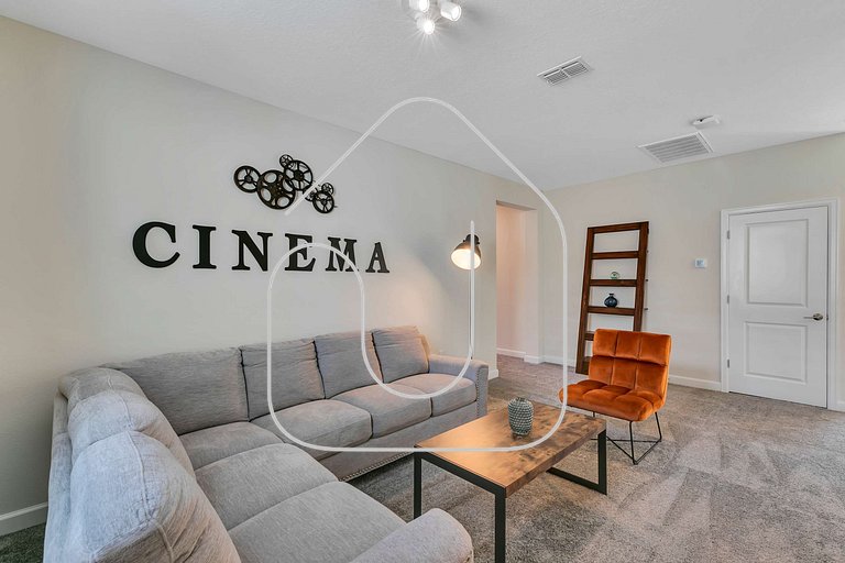 Storey Lake 6BR Home w/ Pool & Game Room