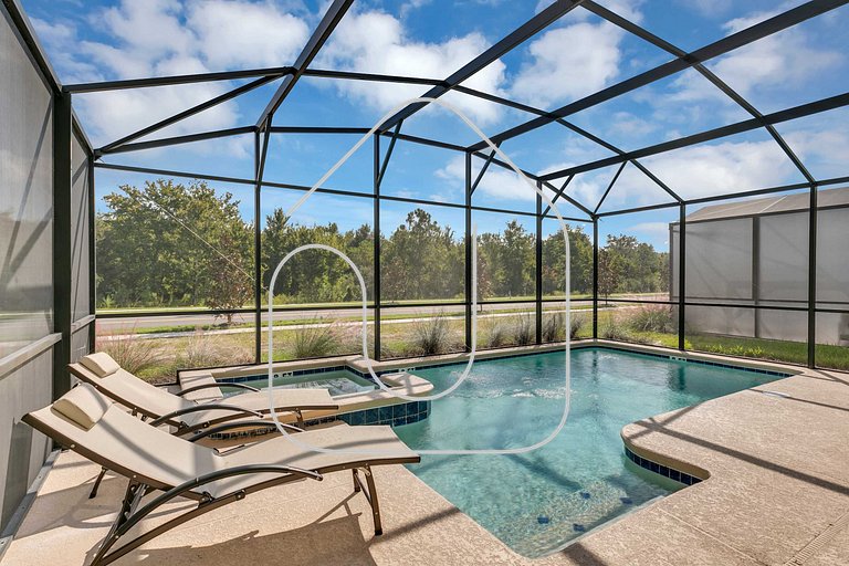 Storey Lake 6BR Home w/ Pool & Game Room