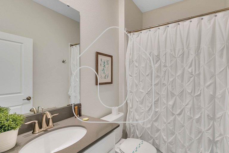 Storey Lake 6BR Home w/ Pool & Game Room