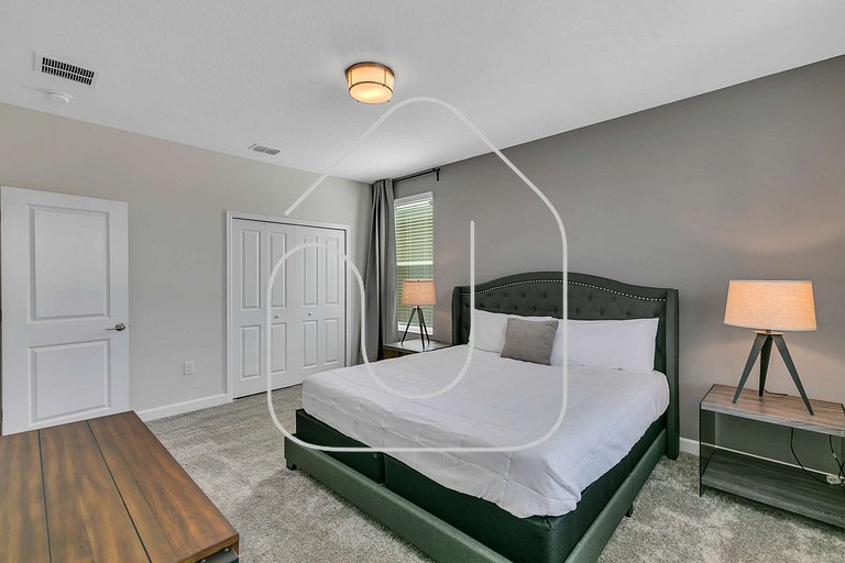 Storey Lake 6BR Home w/ Pool & Game Room