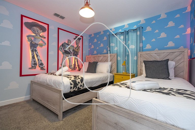 Townhome 5Q c/ Piscina – 8mi da Disney