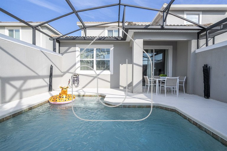 Townhome 5Q c/ Piscina – 8mi da Disney