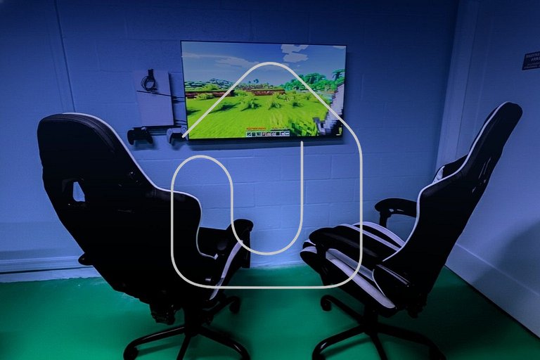 Luxury 5BR Home w/ Pool, Cinema, PS5 & Game Room