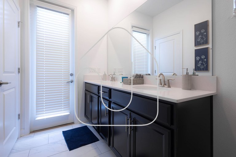 Storey Lake 5BR Home with Private Pool