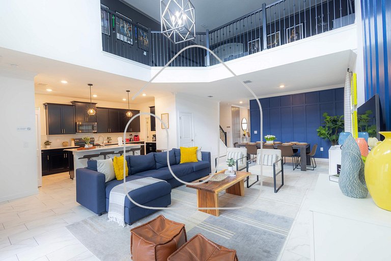 Storey Lake 5BR Home with Private Pool