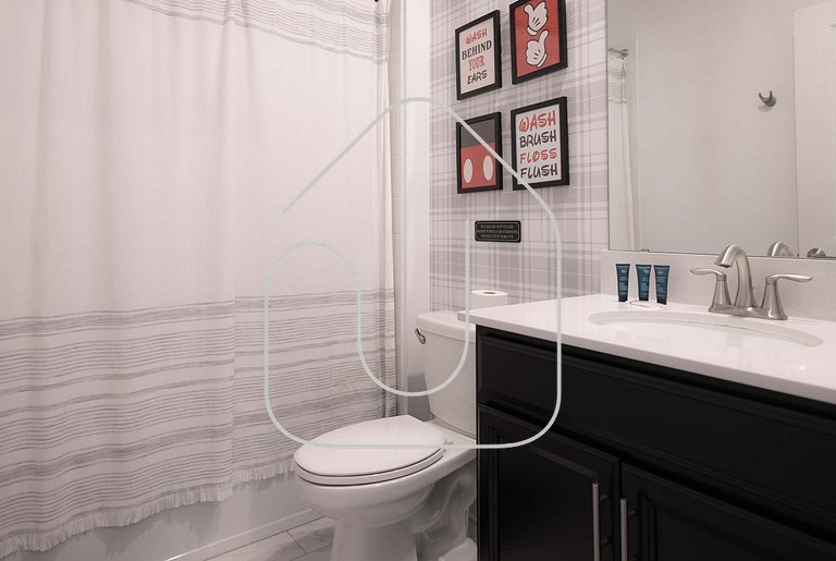 Storey Lake 5BR Home with Private Pool