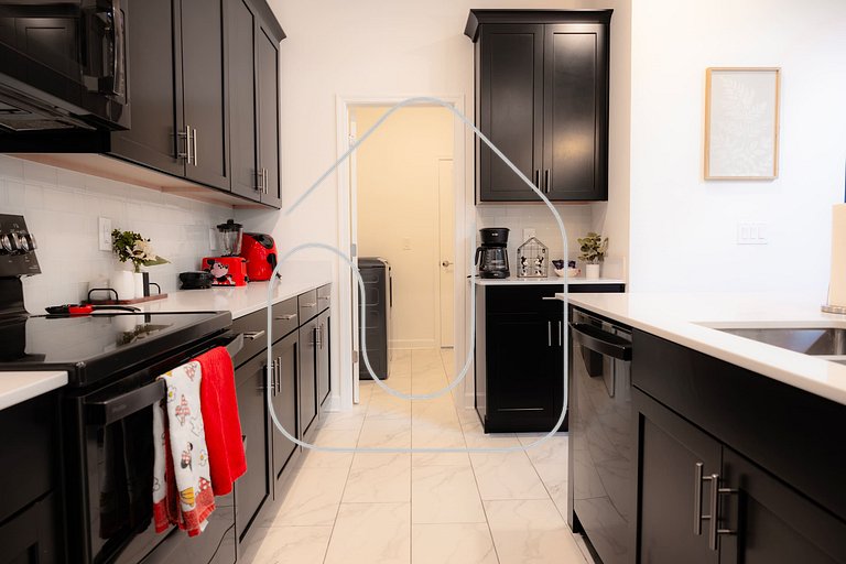 Storey Lake 5BR Home with Private Pool