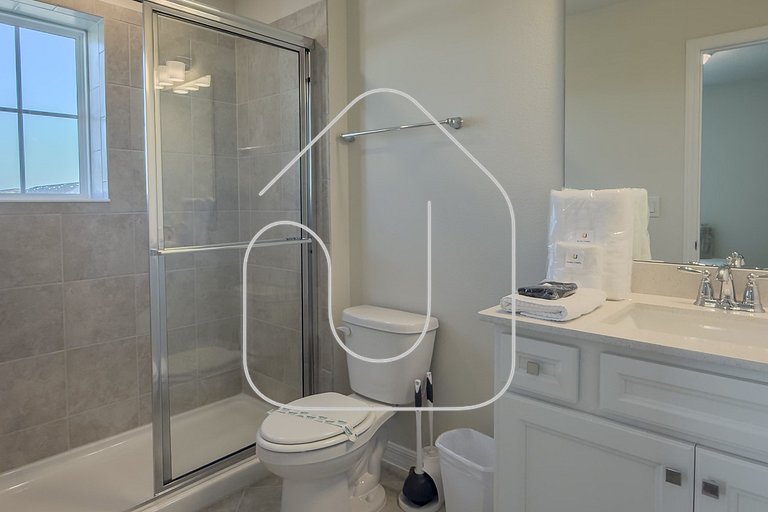 Luxury 5BR Home w/ Pool, Cinema, PS5 & Game Room