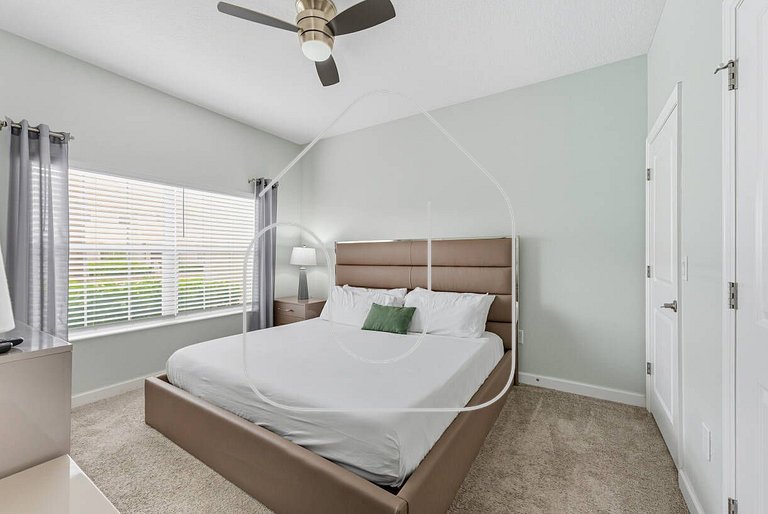 4BR Storey Lake Home, Heated Pool