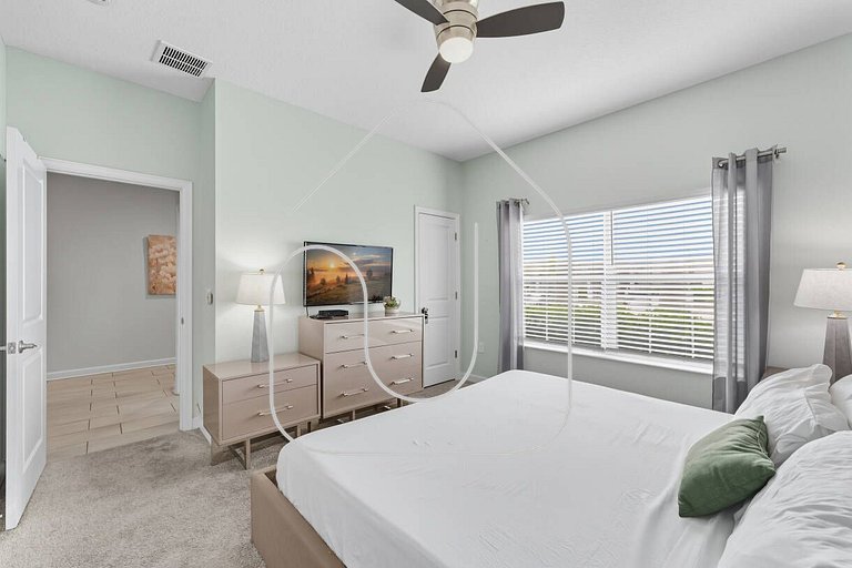 Storey Lake 4BR w/ Private Pool near Disney