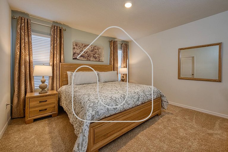 6BR/6BA Private Pool Home in Solterra